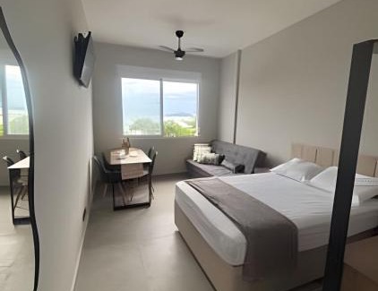 Embare Apartment | Kitnet com VISTA MAR em Santos