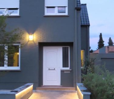 Geel House | Kitrino
