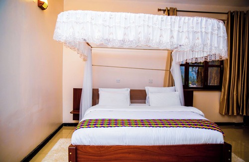 Gisenyi Hotel | KIVU HILLTOP VIEW HOTEL