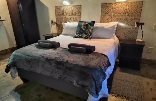 Thorny Bush Game Reserve Apartment | Klaserie River Chalets