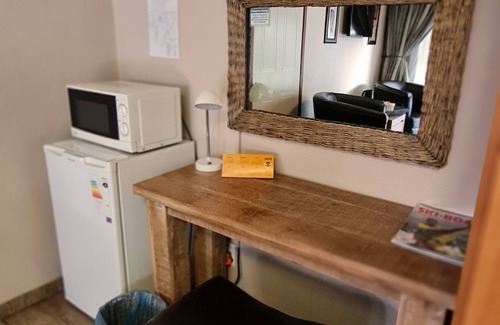 Emalahleni House | Klein Bosveld Guesthouse