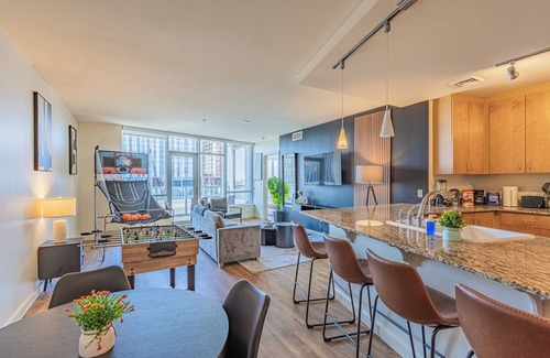 Downtown Phoenix Apartment | KLVG - 44 Monroe