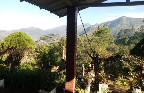 Kalutara House | Knuckles View Holiday Home