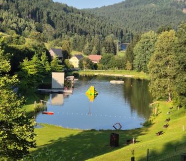 Ardning House | Knusperhäuschen in der Natur