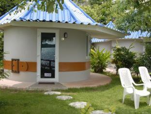 Ko Mak Resort | Koh Mak Buri Hut Natural Resort