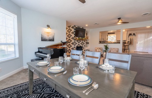 Shasta Lake House | Kokanee Grove ~ Shasta Lake 2ac Estate ~ Pool/HotTub/GameRoom ~Central Location!