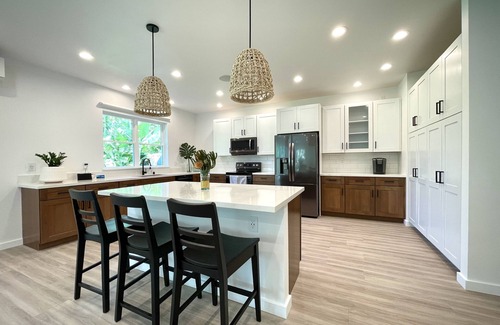 Lanikai House | Kolea Landing Modern Beach House w/Double Suite and Third Bedroom Option