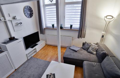 Goethestraße Apartment | Komfortables City Apartment im Historischen Wohnhaus