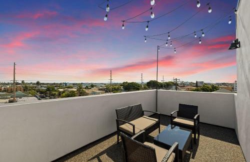 Pico-Union Apartment | Koreatowns Best Deluxe 2BR with Private Roof Deck