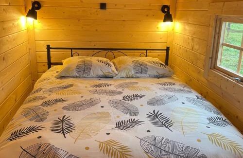 Cerans-Foulletourte House | Kota finlandais avec bain nordique privatif et ferme pédagogique - FR-1-410-457