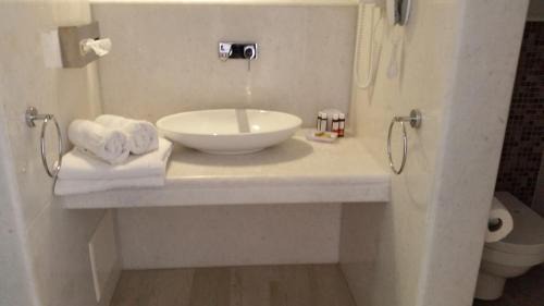 Stelida Hotel | Kouros Art Hotel - Designed for Adults