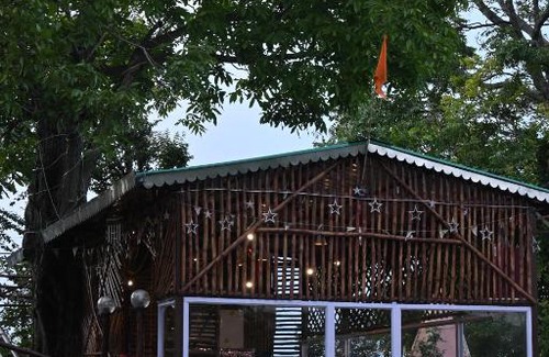 Almora House | Krishna Cafe and Chandra Home Stay