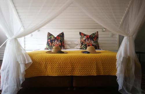 Marloth Park Ski Chalet | Kruger River Villas- Treetop Loft