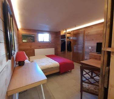 Nenzlingen Apartment | Kuhstall Suite mit Bad