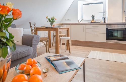 Tinnum Apartment | Kükeltje Reethof Sylt - Kükeltje - Your favorite little retreat under thatch in