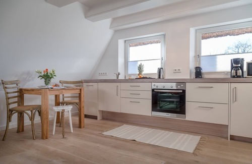 Tinnum Apartment | Kükeltje Reethof Sylt - Kükeltje - Your favorite little retreat under thatch in