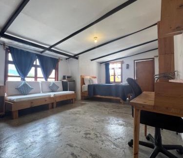 De La Merced Apartment | Kukul'ik Studios & Workspace