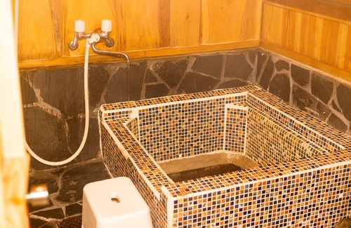 Shingu House | Kumanokodo kominnka