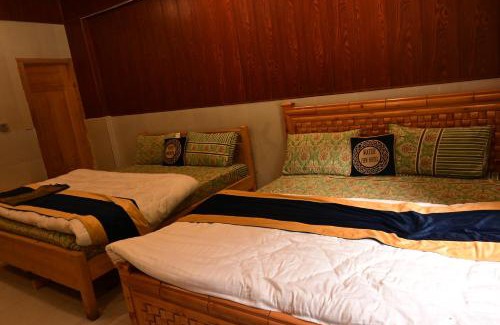 Athmuqam Hotel | kundalshahi waterfall view hotel and resturant