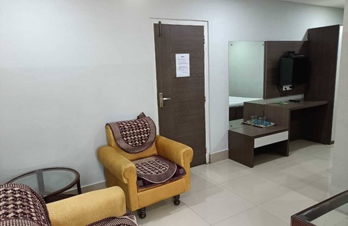 Dibrugarh Hotel | Kusum Hotel And Restaurant
