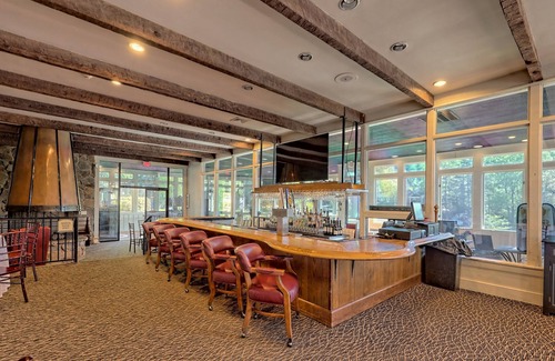 Clayton Condo | KW 102 Two Queen Unit