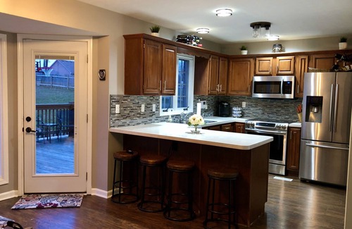 Bridgeport House | KY Derby Ready! Churchill Downs - LESS than 6 minutes!