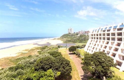 Kingsborough Apartment | L'Escalier Cabanas, 7 Beach Road, Amanzimtoti
