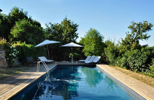 Puyjourdes Cottage | L'Etable - Cottage that overlooks miles of woodland
