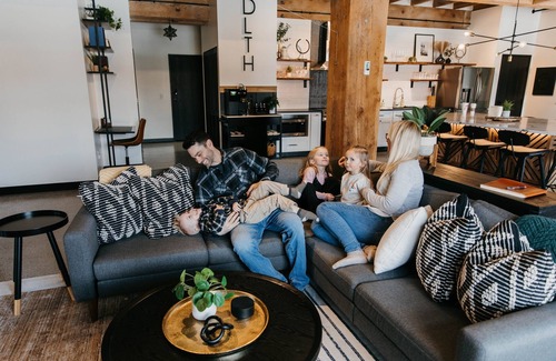 Downtown - Waterfront Condo | L'Etoile du Nord | The Brix | Pool in Canal Park!