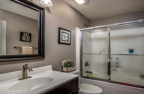 Ottawa Condo | L`IL Getaway | 2 Bed, 2.5 Bath