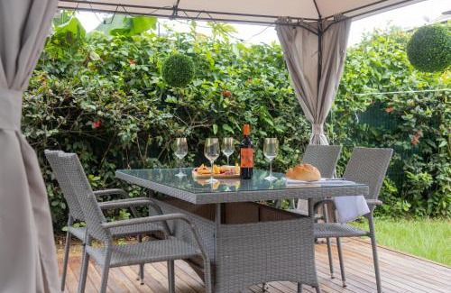 Cayenne Apartment | L'Or Boreal T3 - Jacuzzi privé, jardin 80m2, pergola