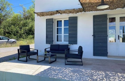 Malemort-du-Comtat Villa | La Bastide