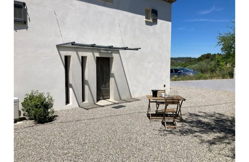 Malemort-du-Comtat Villa | La Bastide