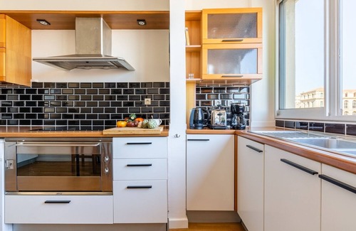 Quartier du Panier Apartment | La Belle Vue - 65m2 au dernier étage avec ascenseur
