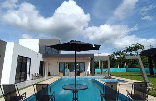 Restrepo House | La Bonita Restrepo Meta