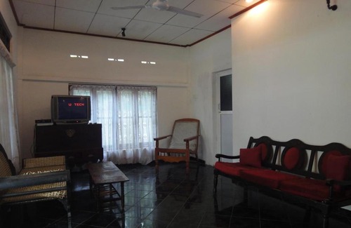 Kahawa House | La Breeze