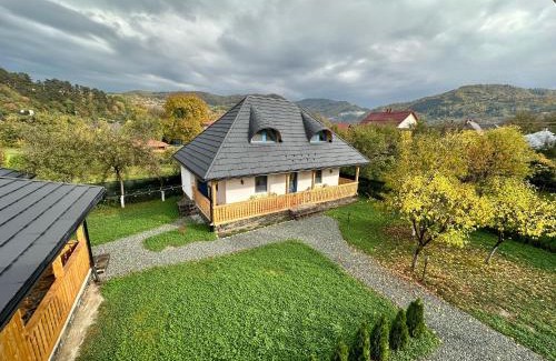 Viseu de Sus Ski Chalet | La Bunici