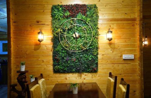 Chevella House | La Cabana, The Wooden Cottage