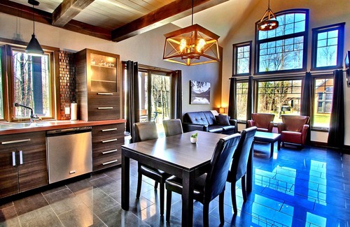 Scott Hotel | La Cache à Maxime