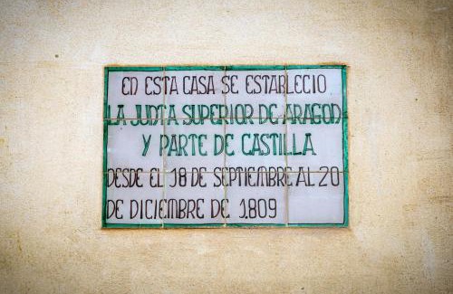 Rubielos de Mora Apartment | La casa del escudo