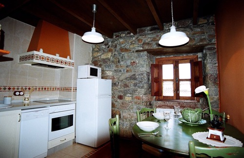 Sorribas Cottage | "La Casa" for 4 persons