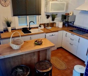 Jabugo House | La Casa Junto al Sendero del Río & Piscina # aire acondicionado