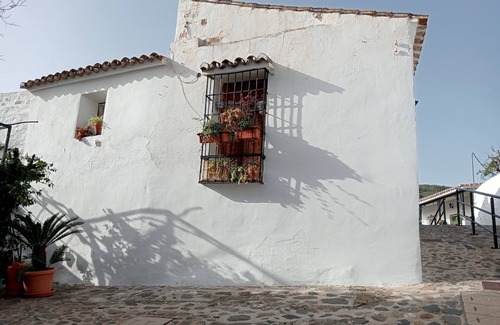 Macharaviaya Cottage | La Casa Rural de "jardín de Mucho" Está s en la Parte de la Axaquìa Malagueña
