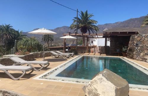 Santa Lucia House | La casa vieja de la Montaña