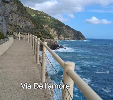 San Bernardino House | La casetta sul mare