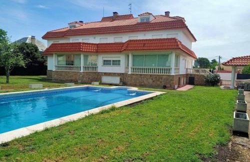 Los Negrales Villa | La Casona Imperial