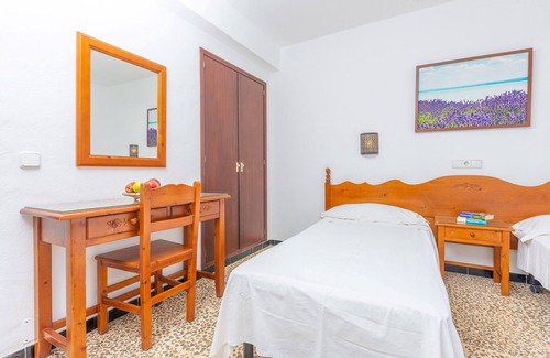 Cala d'Or Hotel | LA CEIBA HAB. ESTANDAR - Cozy hostel near the beach. Free Wifi