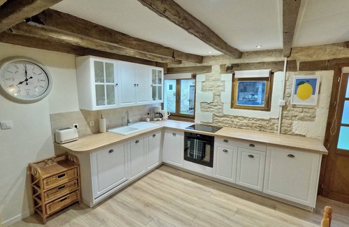 Chaunay House | La Charronnière: Exclusive rental