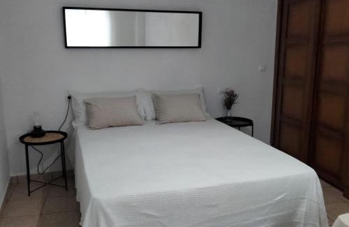 Segura de Leon Apartment | La Corralá de S de León