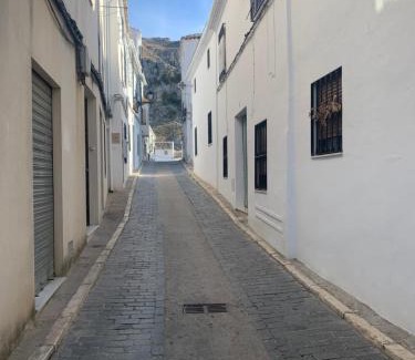 Zuheros Apartment | La Cueva